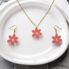 Acrylic Hippie Flower Earring Necklace Set Spring Summer Jewelry Gold Silver Pas