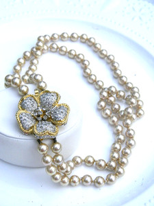 VTG VOGUE BIJOUX Faux Pearl Gold Plated Rhinestone Necklace 2 Strands