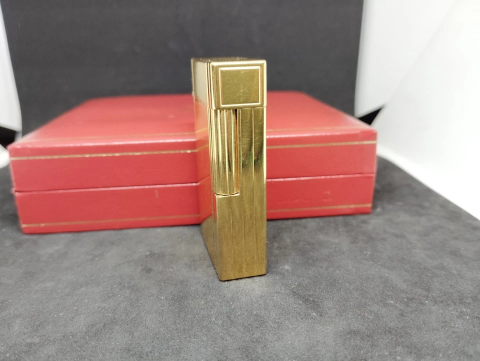 Accendino a gas Dupont linea oro 1 L con scatola - Immagine 3 di 4