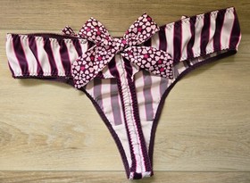 Vintage Victoria's Secret Sexy Little Things Silky Satin Thong Bows Panties L