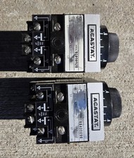 Agastat Time Delay Relays Both 0.1 - 1.0 Seconds Models Uncertain, one is a 7022