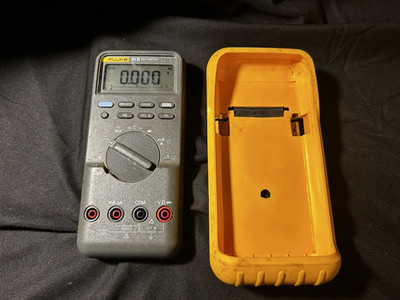 Fluke 83 III Digital Multimeter CAT III 1000V Autorange Yellow Holster VTG
