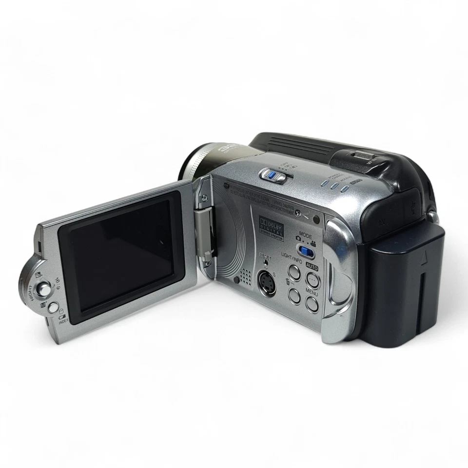 JVC Everio GZ-MG21 Camcorder 20GB HDD 32x Zoom Video Camera + Charger - Image 4 of 4