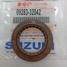 OIL SEAL SUZUKI APV CARRY SUPER CARRY EVERY SAMURAI SIERRA VITARA CRANKSHAFT NEW