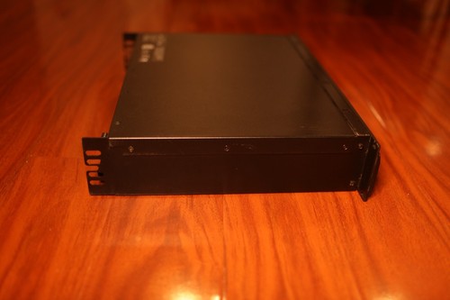 Crown DCi 2|300N DriveCore Install 2-Channel Power Amplifier - Picture 3 of 10