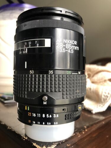 Nikon AF 28-85mm lense FX Nikon D70,80,90,200,300,600,700,750,800,810 ,7000,850