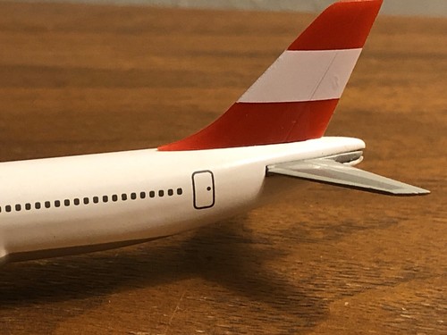 Herpa Wings Austrian Airlines Airbus A340-200, 1:500, 1990s Version, U.S Seller - Picture 4 of 11
