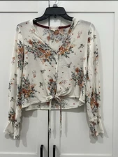 Altar'd State orange & white Floral Front Tie Crop , Size: L