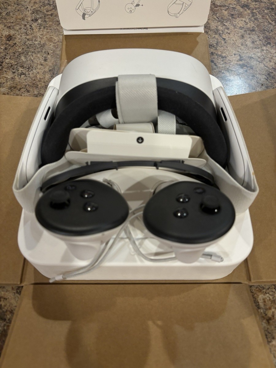 Oculus Quest 3 Virtual Reality Gaming Headset 128GB with