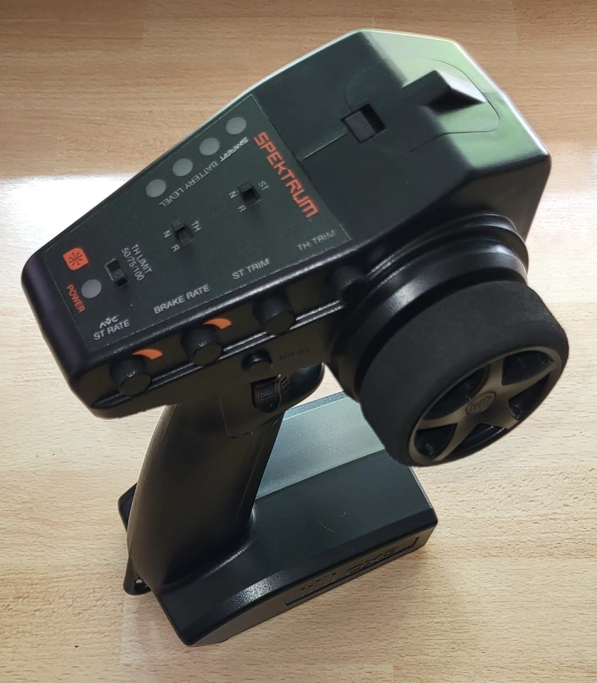 3-Kanal Fernsteuerung Sender Spektrum DX3 mit 3-Kanal Empfänger Spektrum SR315 - Bild 3 von 4