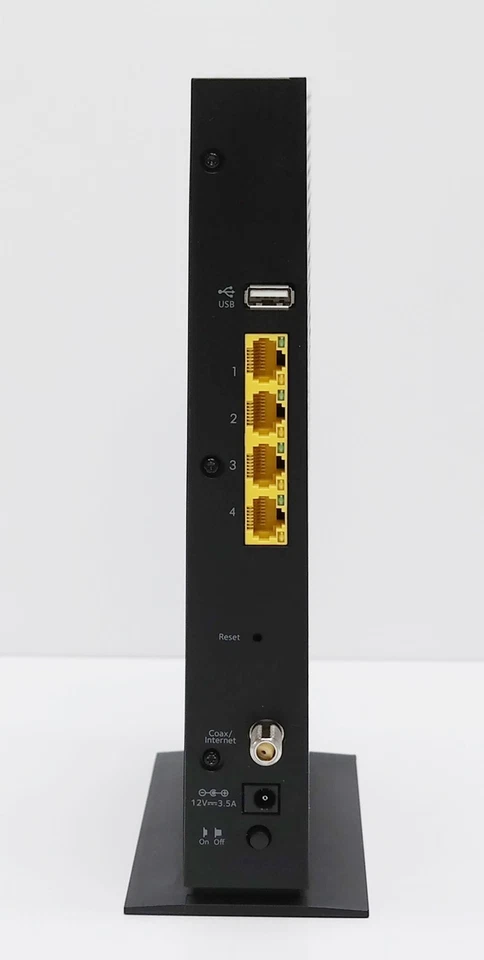 NETGEAR Dual-Band AC1750 Router with 16 x 4 DOCSIS 3.0 Cable Modem - Black - Image 4 of 4