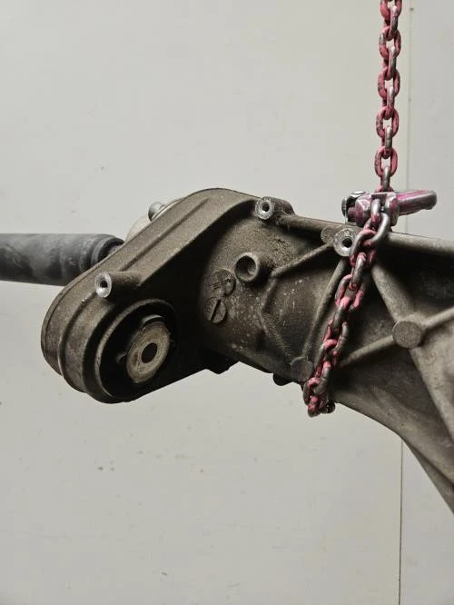 Pont avant complet PORSCHE CAYENNE 1 PHASE 2 95534901021 - Photo 4/4