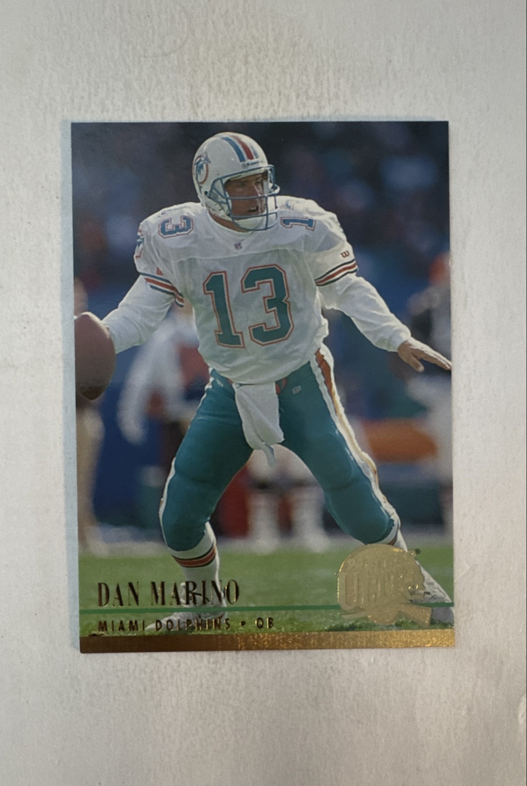 Dan Marino #179 Football Cards 1994 Ultra trading card — raw and PSA graded price guide