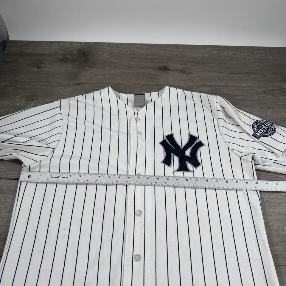 Camiseta Derek Jeter de los Yankees de Nueva York 3000 Hits Edición Platino Casa EE. UU. LEER Foto 4 de 4