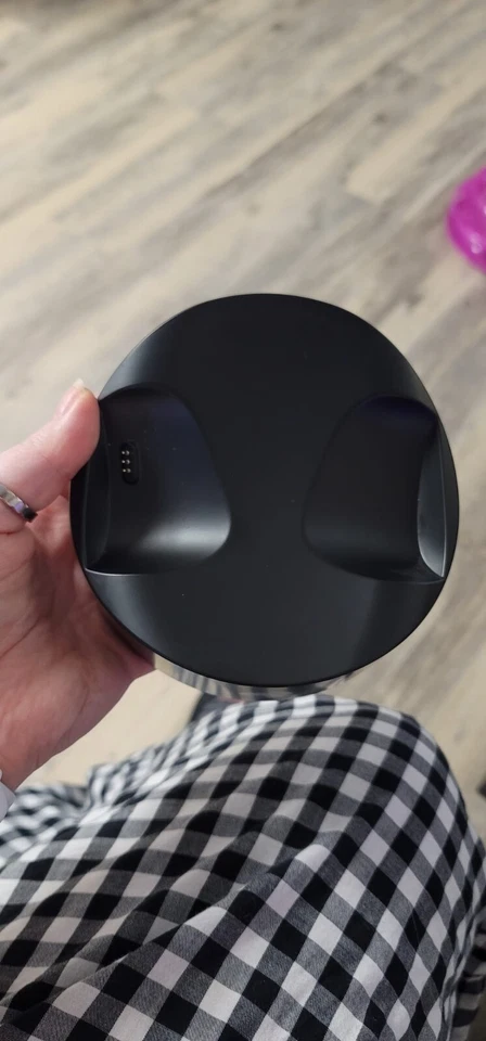 Roccat Syn Max Air Charging Dock - Image 2 of 3