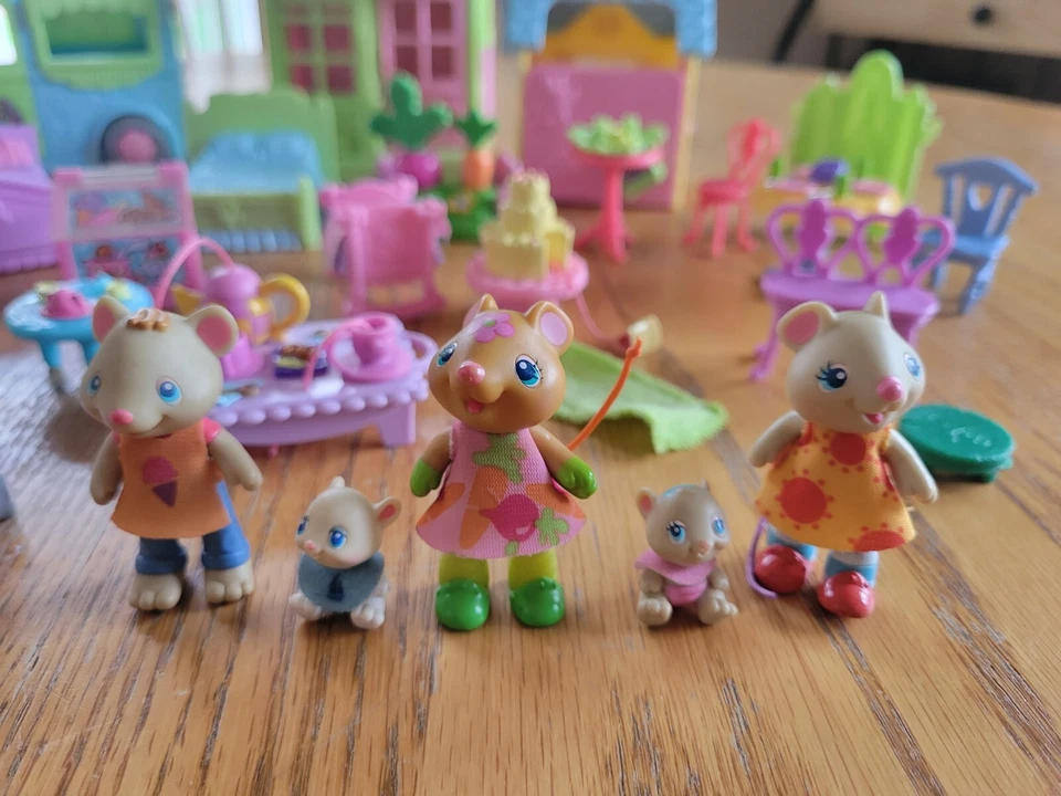 Fisher Price Lote Sweet Streets Loving Family Mattel Casa de Muñecas Figuras Muebles Foto 2 de 4