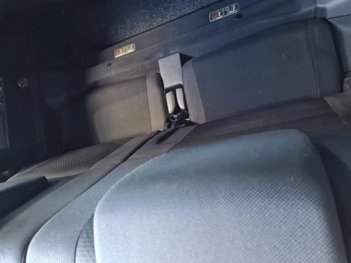 2004 Toyota Corolla Verso (R1) 2.0 D-4D Sol Third Row Seats 168716 - Picture 1 of 2