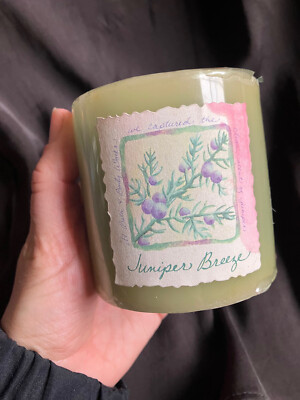Bath and body works vintage juniper breeze candle - old logo, old stock - HTF