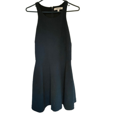 Elizabeth and James size 8 Magdalena Textured Green Fit and Flare Dress