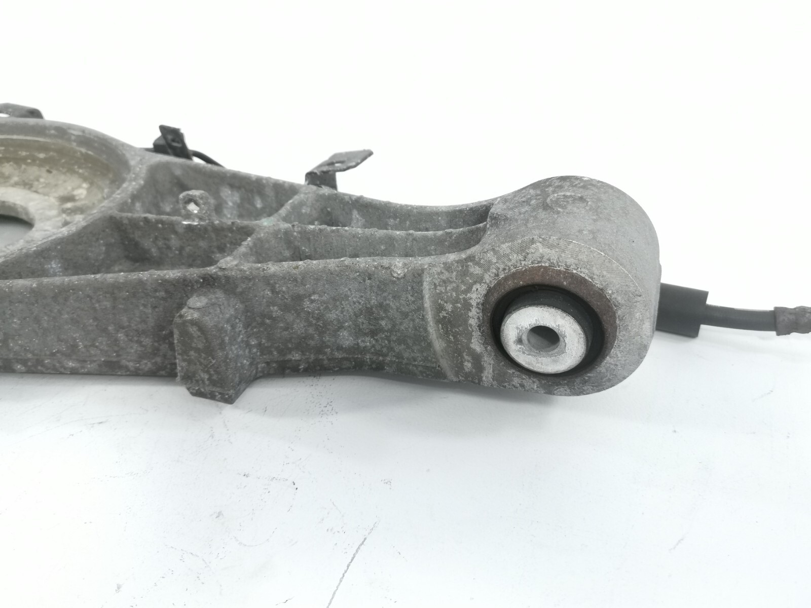 17-20 MASERATI Levante REAR RIGHT PASSENGER SIDE LOWER SUSPENSION CONTROL ARM