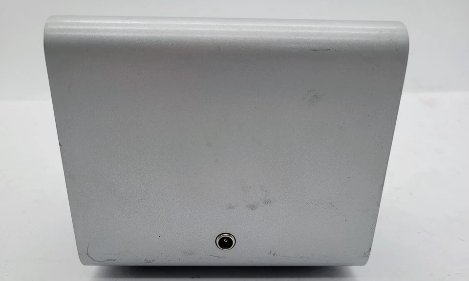 IPORT LAUNCHPORT BASE STATION Silver BASESTATION - No Power Supply - Image 3 of 4