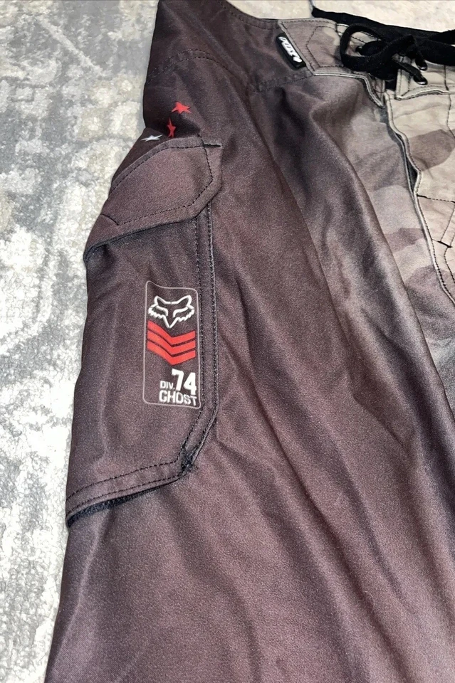 Pantalones Cortos Fox Racing Para Hombre Talla 30 Fox Negro Gris Tipo Sangre Núcleo 1974 Foto 2 de 4