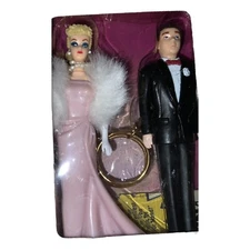 Mattel, Inc. 1996 Item #710-0 Barbie & Ken 2 Keychains Basic Fun.               