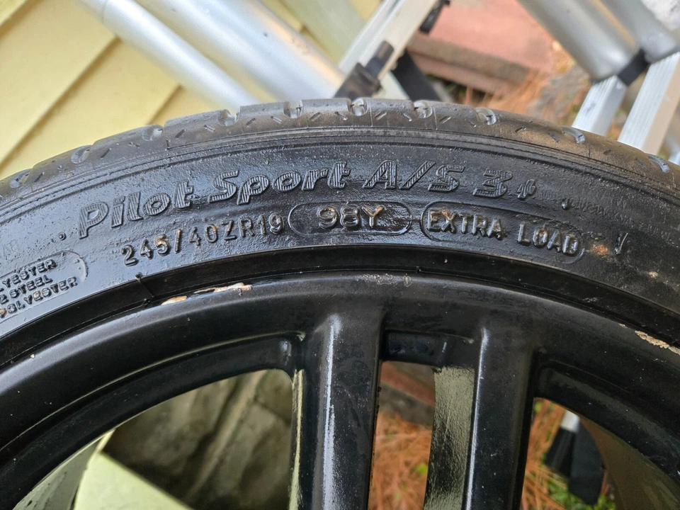 oem 06-07 infiniti M set of 4 19" black including tires - Image 4 of 4