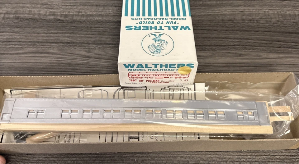 Walthers HO Scale Craftsman Kit #7807 80’ Pullman NOS - Image 2 of 3