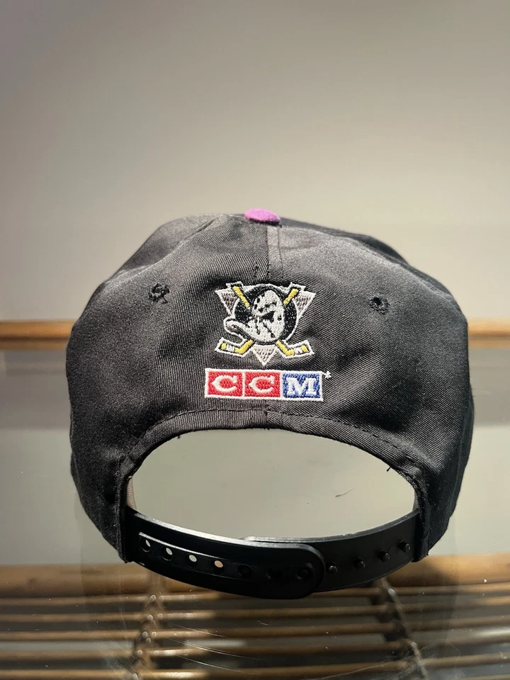 RARO Anaheim Mighty Ducks Vintage CCM NHL Snapback Foto 3 de 4