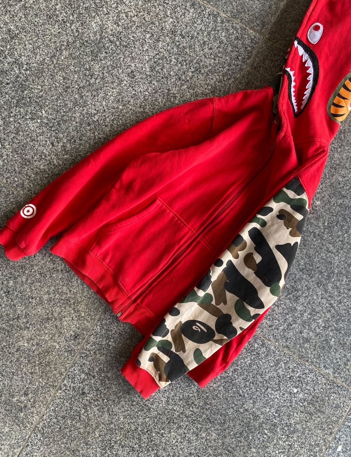 A Bathing Ape BAPE Shark Full Zip Hoodie Red Green Camo WGM Size L thumbnail 6