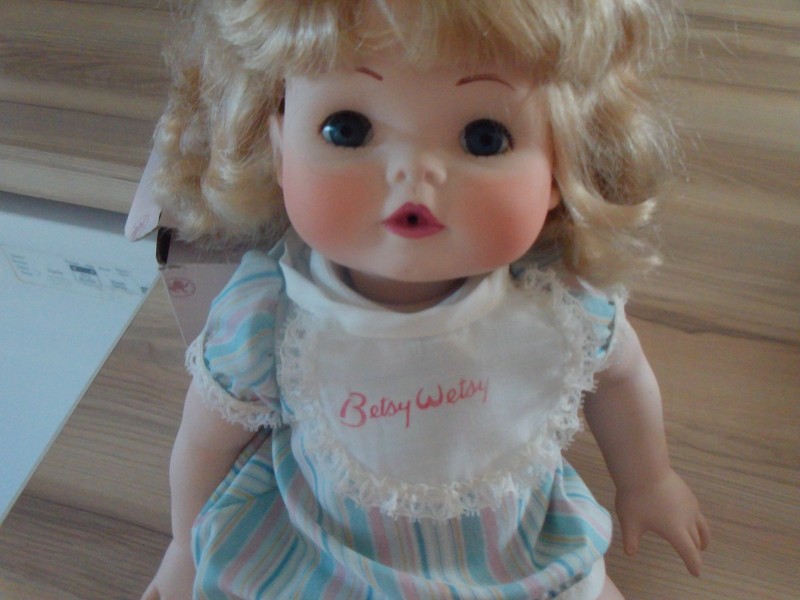 Ideal BETSY WETSY Doll Vintage  18” 1980?