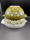 2 Vintage Pyrex Spring Blossom Crazy Daisy Cinderella Mixing Bowls 442 443