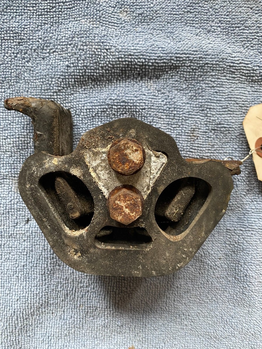 Saab 9-3 900 Engine Transmission Mount - Automatic, OEM 4356184, Hamburg Technic