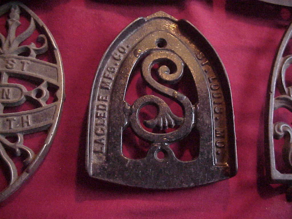 LOT OF EIGHT ORIGINAL NICE ANTIQUE DECORATIVE CAST IRON TRIVETS OLD ONES eBay