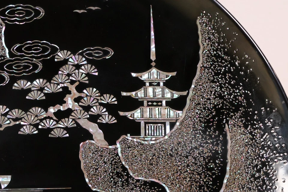 Japanese Lacquer Wooden Charger Plate 17.8inch Pavilion Landscape Marked Seiyo - Image 4 of 4