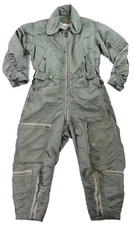 Vtg 60s GI USAF CWU-1/P Men’s Medium Short Military Flight Suit Coveralls Flying