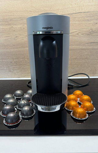 Machine à Café Nespresso Vertuo Magimix Noire - Très Bon état Avec Boîte - À Retirer Sur Place