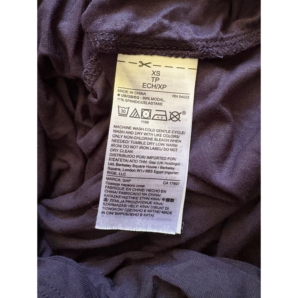 Top de manga larga GapBody Pure Body agujeros para el pulgar negro oscuro XS Foto 4 de 4