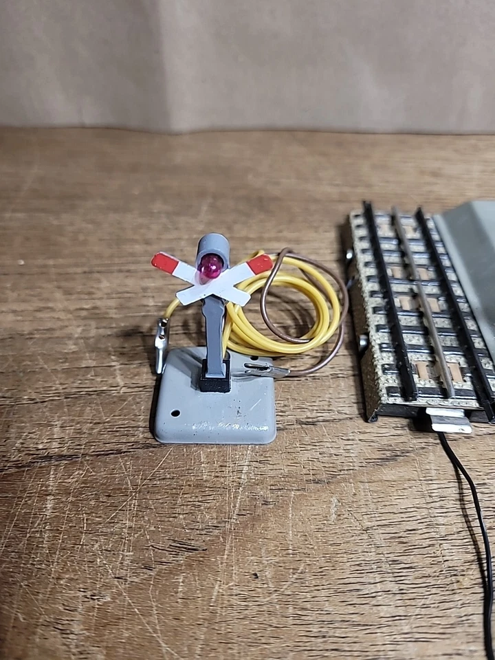 Marklin HO Signals Lights - Image 2 of 4