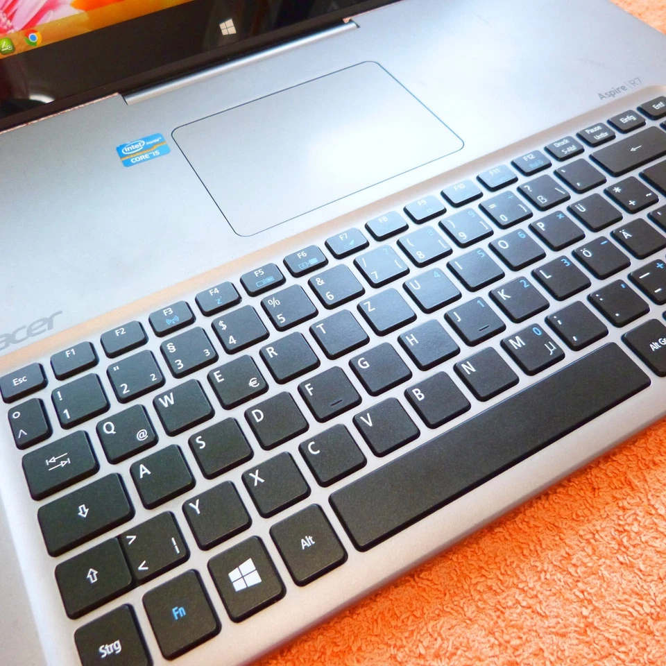 Acer R7 572 SCHWENK Convertible SELTEN l 15 Zoll IPS TOUCH FULLHD l Windows 8 - Bild 4 von 4