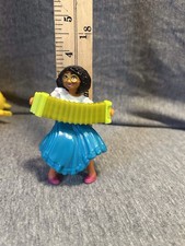 2021 McDonalds Happy Meal Toy Disney ENCANTO Mirabel Madrigal 2 loose