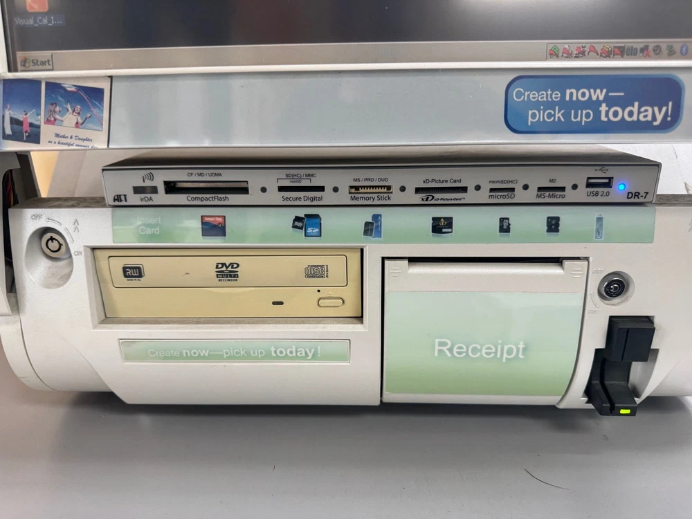KODAK 6850 PHOTO PRINTER + 2 FREE LUCIDIOM APM 3700 PHOTO KIOSKS $499