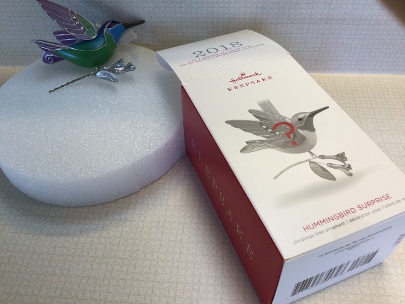 HUMMINGBIRD SURPRISE HALLMARK ORNAMENT 2018 - GREEN  PURPLE #10 In The Series