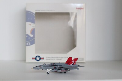 Herpa Wings US Navy McDonnell Douglas F/A-18C Hornet ''Wildcats'' 554169 1:200