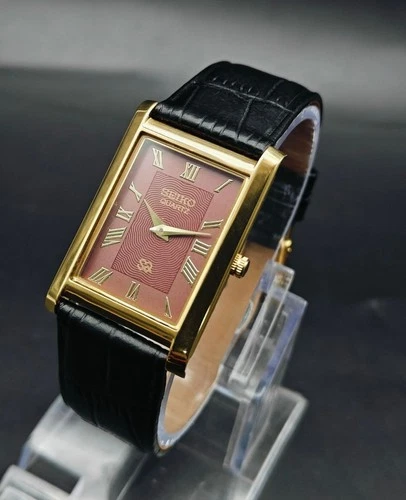 Classic Vintage Seiko Slim Quartz Men's Wrist Watch