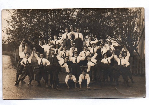 Foto Ak Leutersdorf Oberlausitz Frauen Turnverein 1914