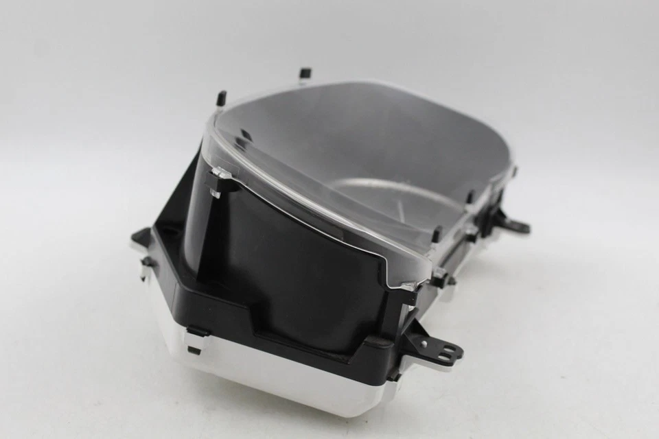 Velocímetro Cluster 67 k MPH sin navegación compatible con Lexus IS200T 2016 OEM #39105 Foto 4 de 4