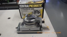 CENTRAL PNEUMATIC 90115 JITTERBUG ORBITAL AIR SANDER (TDY010472)
