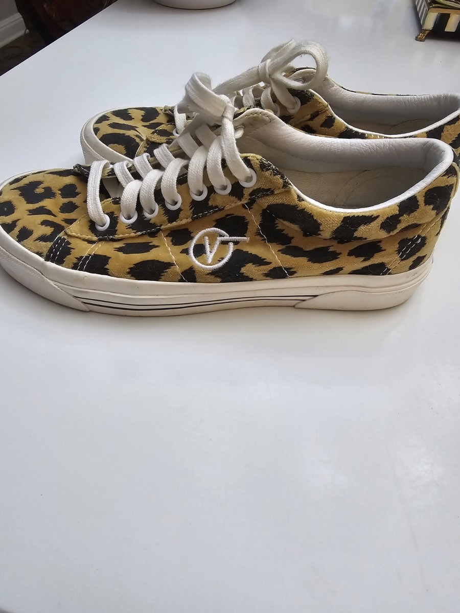 Vans Unisex Style Sid Leopard Print Skate Shoes Sneakers 